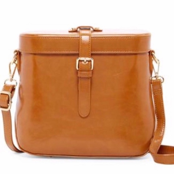 Pink Haley Handbags - 1LEFT! Vintage-Style Crossbody Bag. Fabulous!